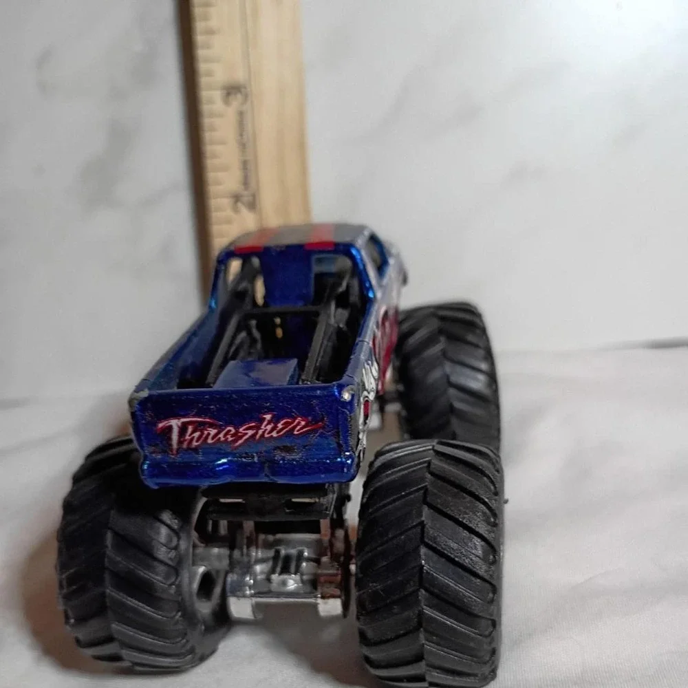 Hot Wheels design blue by
